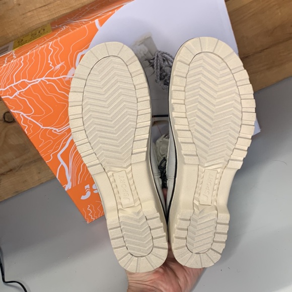 NIB Women’s JBU JSport Bluestone Winter Boots Stone White Memory Foam - Picture 4 of 5